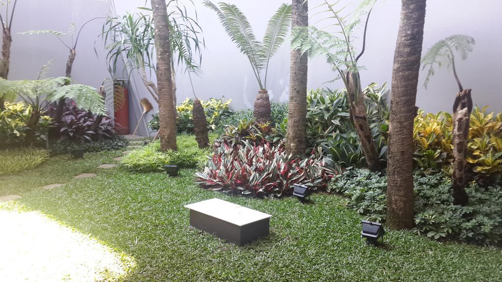 Dago Teuku Angkasa 14 Hotel Bandung Exterior photo
