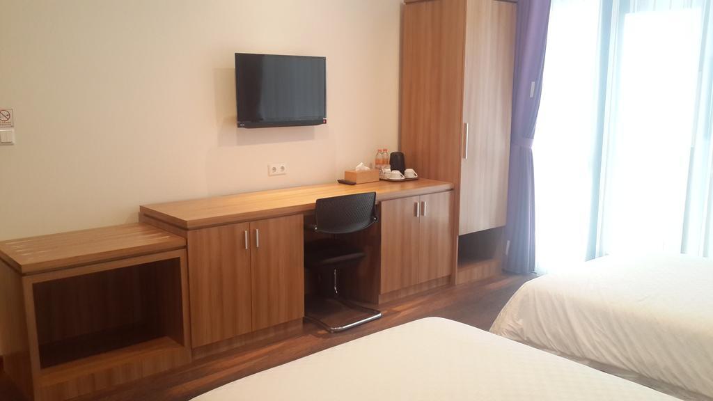 Dago Teuku Angkasa 14 Hotel Bandung Room photo